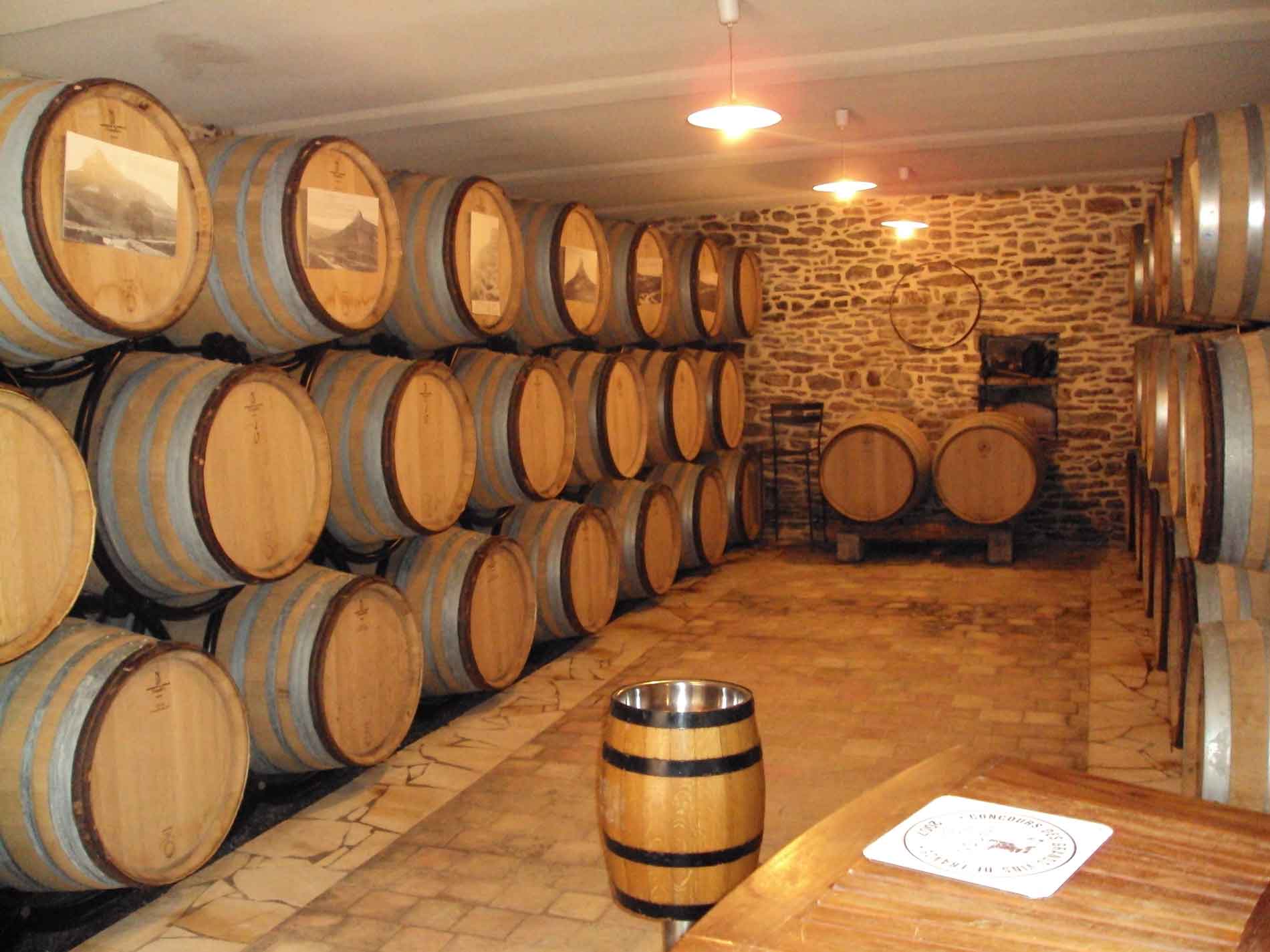 Domaine de la Chapelle cave